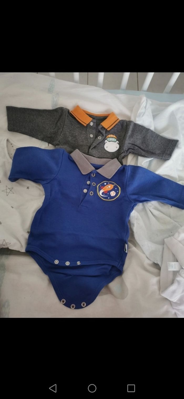 2 bodys manche longue