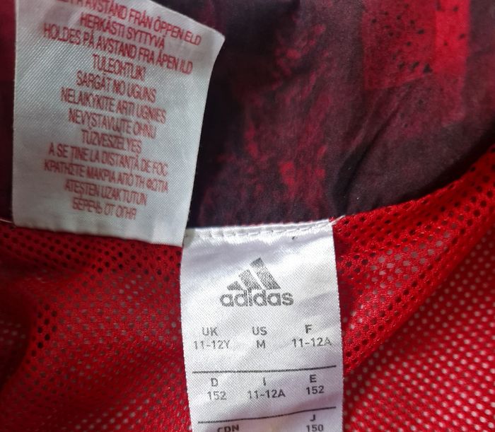 Veste zippé enfant mixte  , garçon  / fille  , Adidas  , taille 11 - 12 ans - photo numéro 3