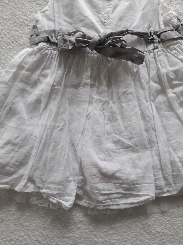Robe blanche U tout petits 6 mois - photo numéro 9
