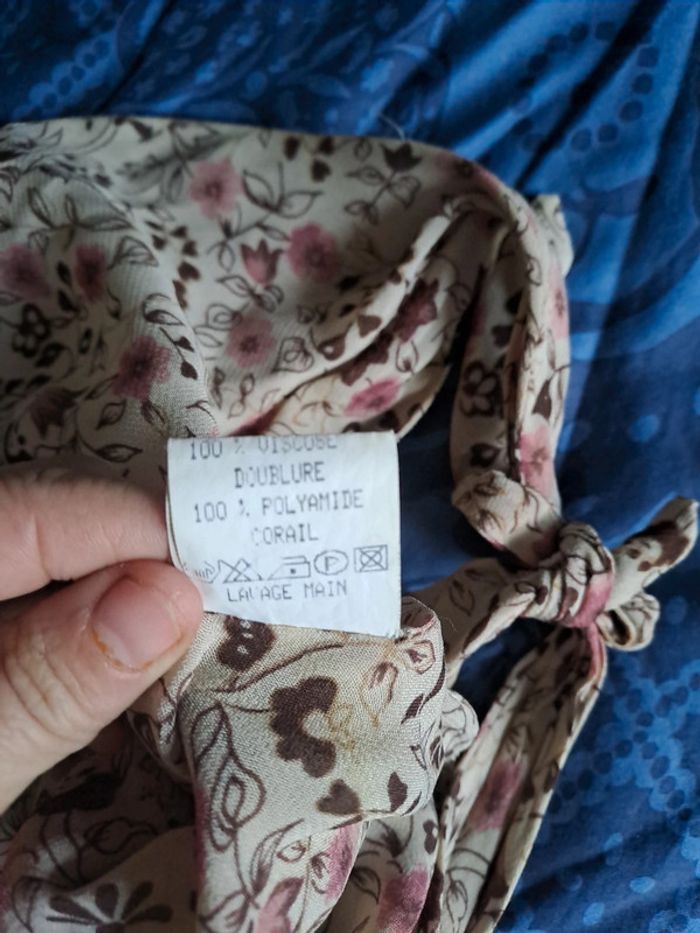 Robe prét du corps à fleur T38 - photo numéro 5