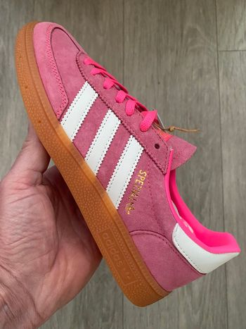 Baskets Adidas Spezial T:39 1/3 - neuves 