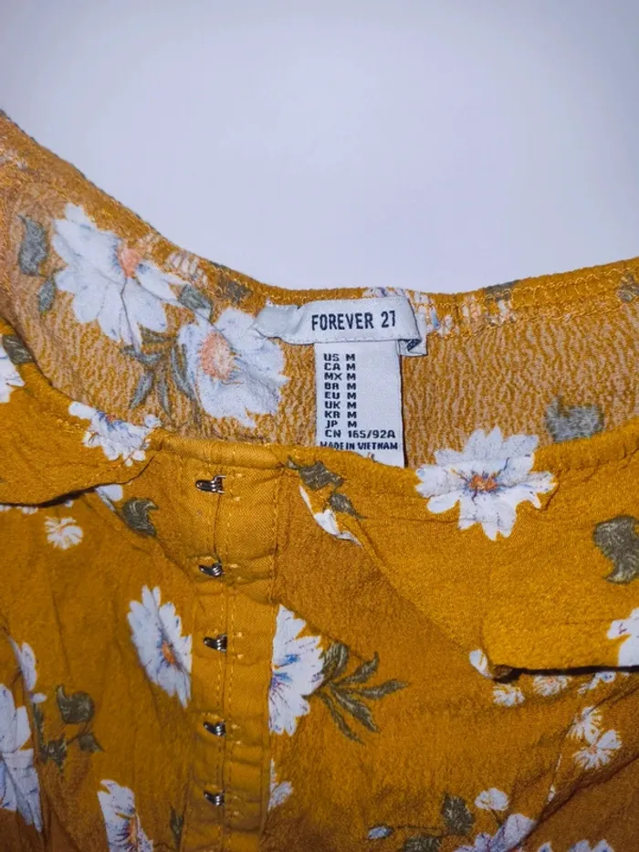 Robe courte fleurie jaune excellent état taille M - photo numéro 4