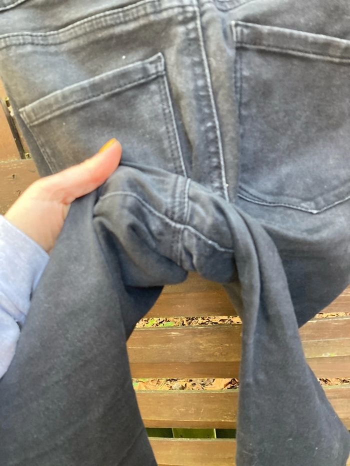 Jeans noir - photo numéro 4