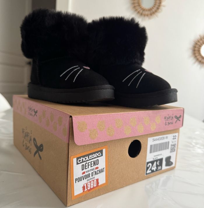 paires de bottes (T22) - photo numéro 2