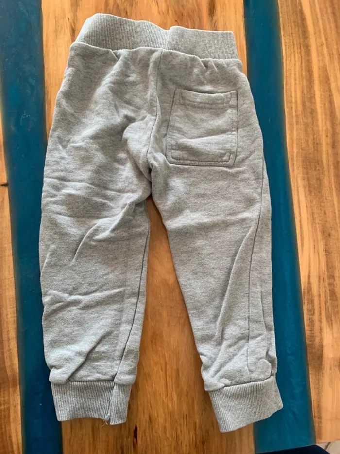 Jogging gris United colors of benetton taille 3/4 ans - photo numéro 4