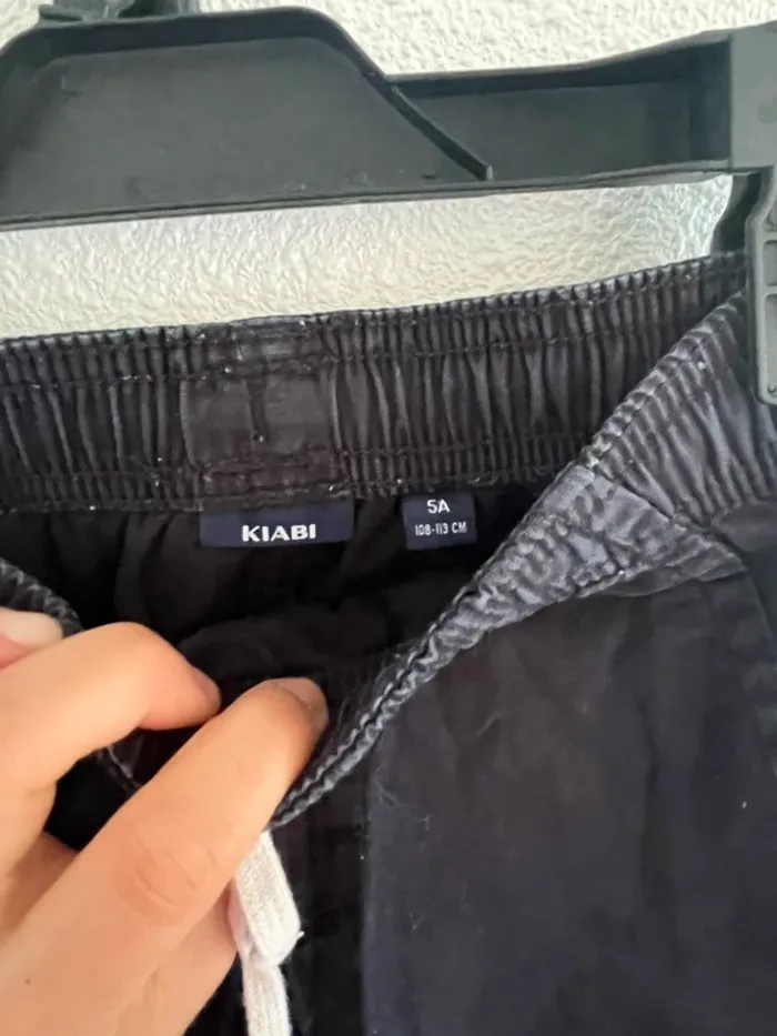 Short Kiabi taille 5 ans 💫 - photo numéro 2