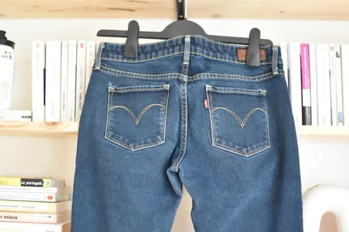 Jean Levis en taille W29L32 - Bon état - photo numéro 6
