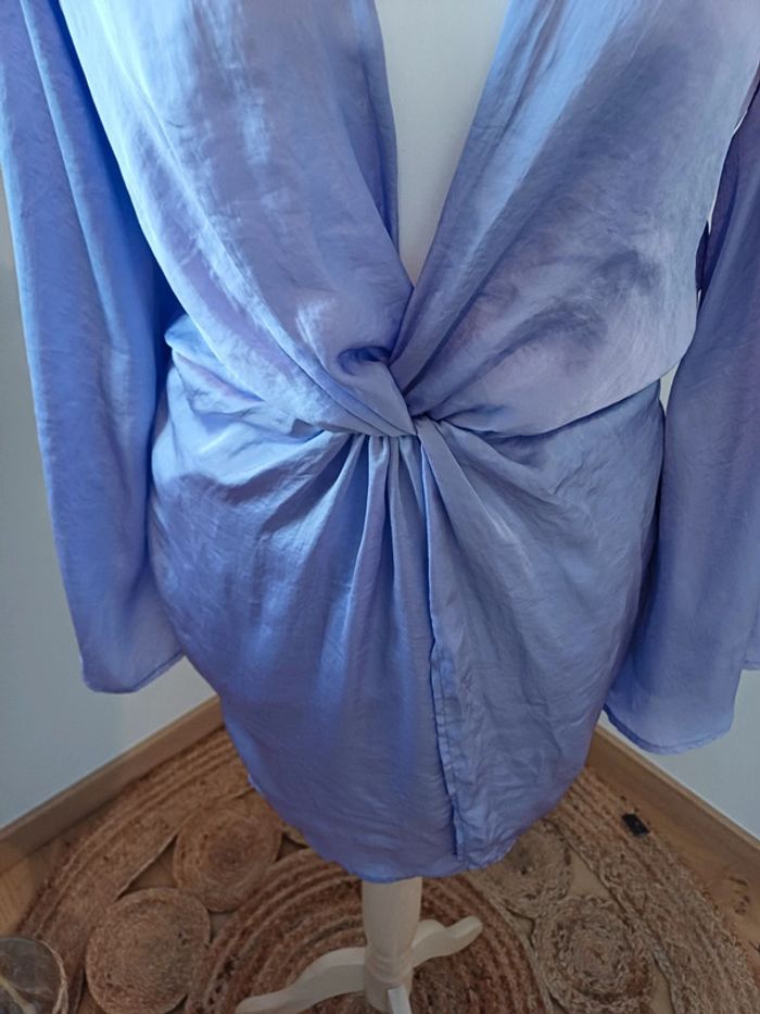 Robe courte satinée couleur Lilas Fashion Nova taille S 36 . - photo numéro 3