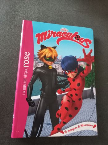 Livre bibliotheque rose miraculous tome 24