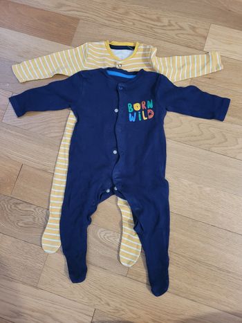Lot pyjamas 6 mois