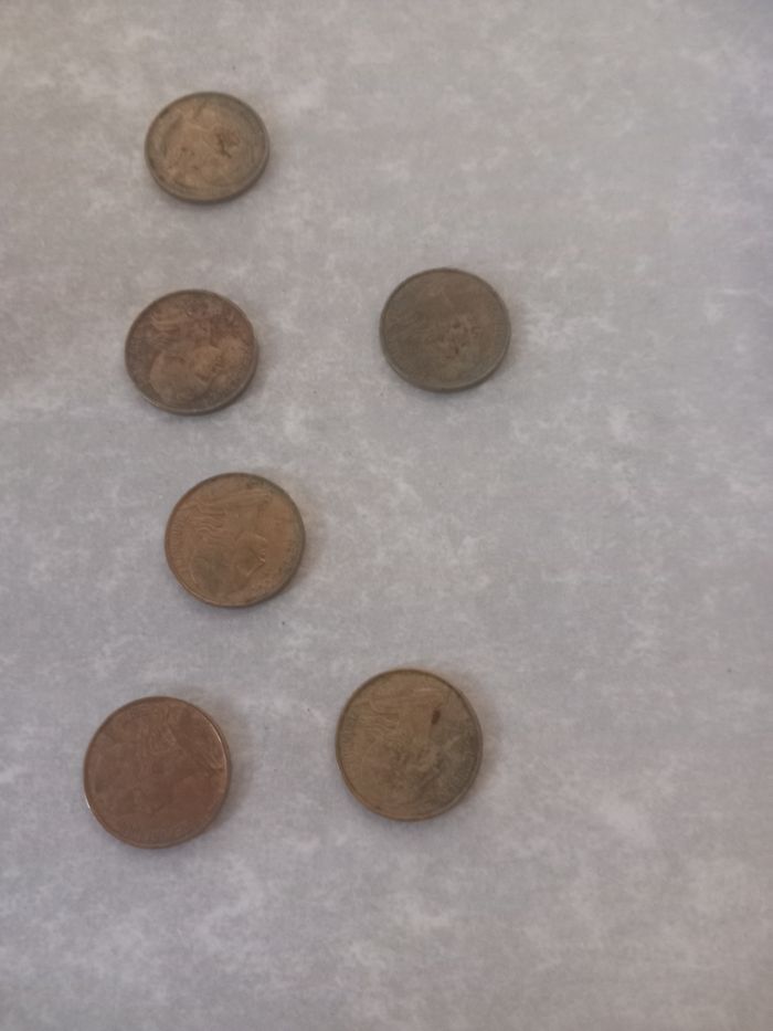 Pièces de 10 centimes de franc Année 70 - photo numéro 5