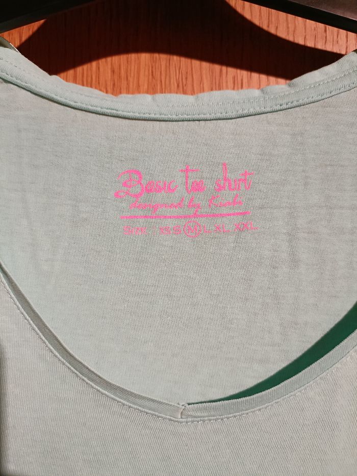 Tee-shirt bleu clair - photo numéro 2