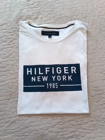 T-shirt à manches courtes Tommy Hilfiger taille L