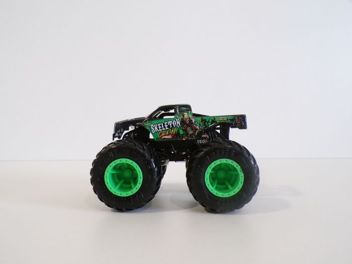 Monster trucks - Hot Wheels - Skeleton Crew (J14) - photo numéro 2