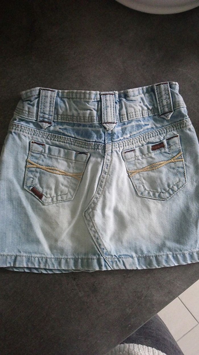 Jupe en jean. - photo numéro 2