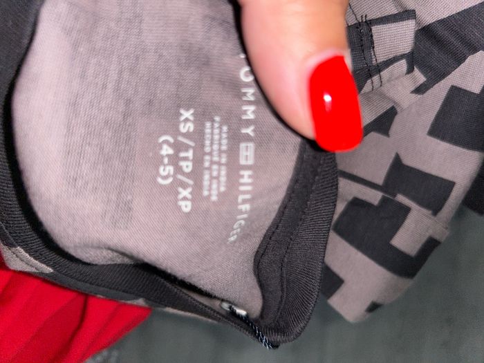 Lot t-shirt Tommy Hilfiger - photo numéro 5