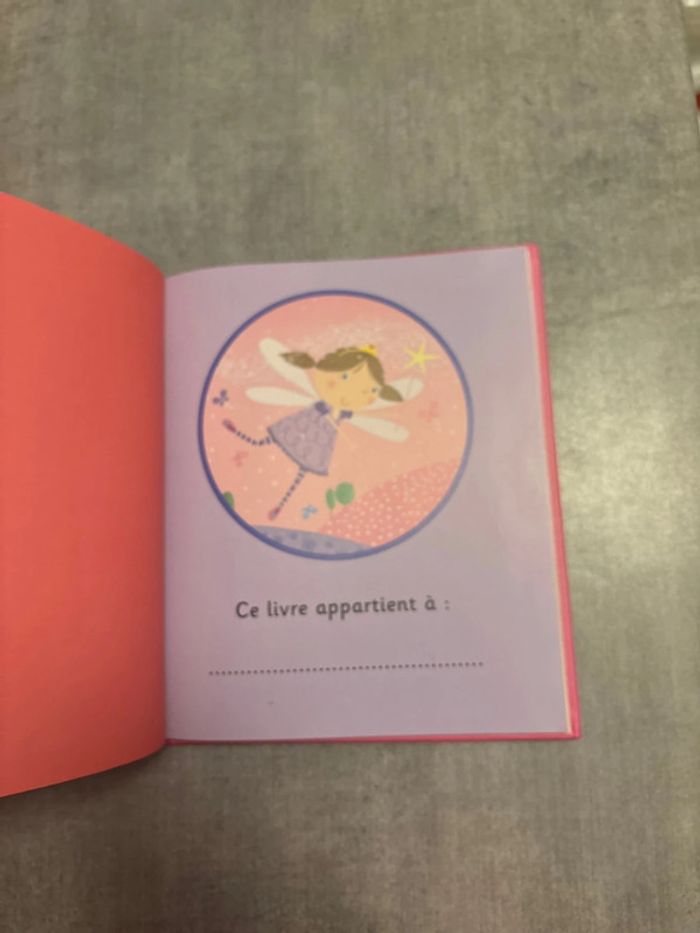 Livre histoire pour les filles à raconter en cinq minutes - photo numéro 3