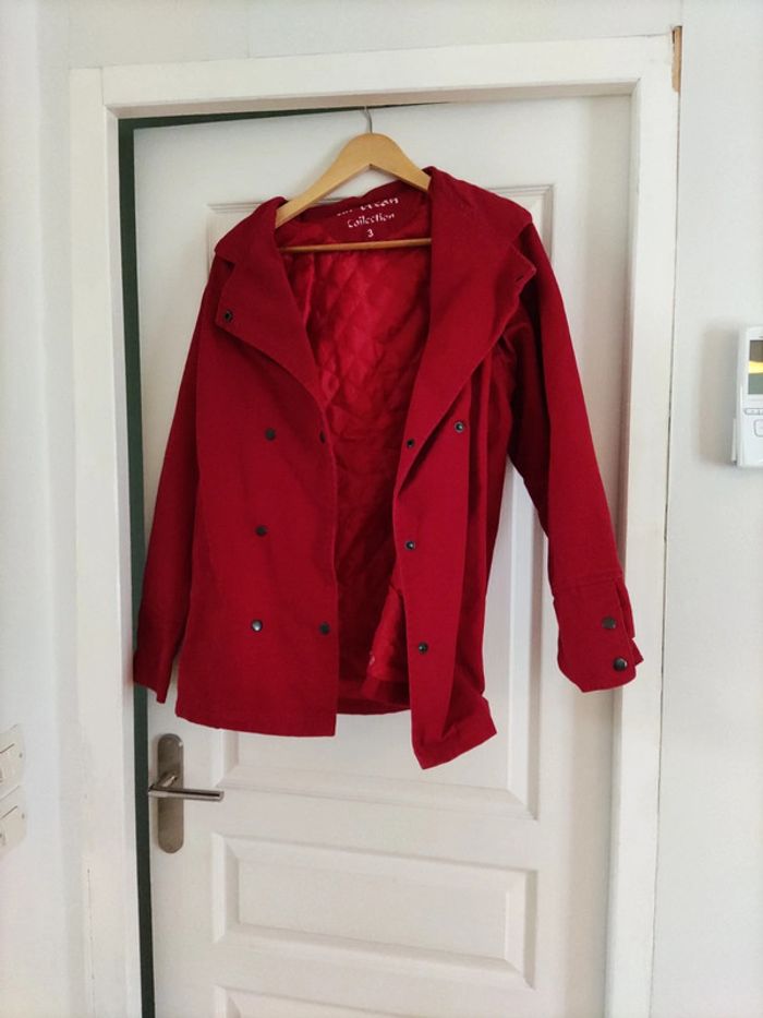 Manteau rouge - photo numéro 2