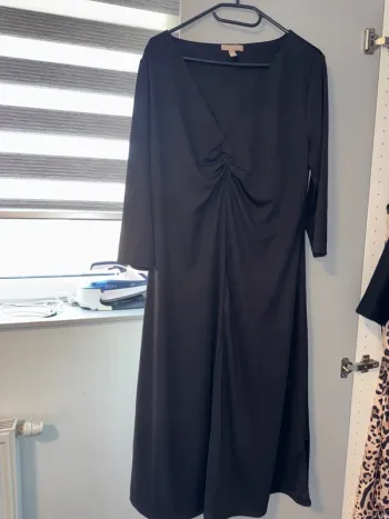 Robe h&m noir taille  xl