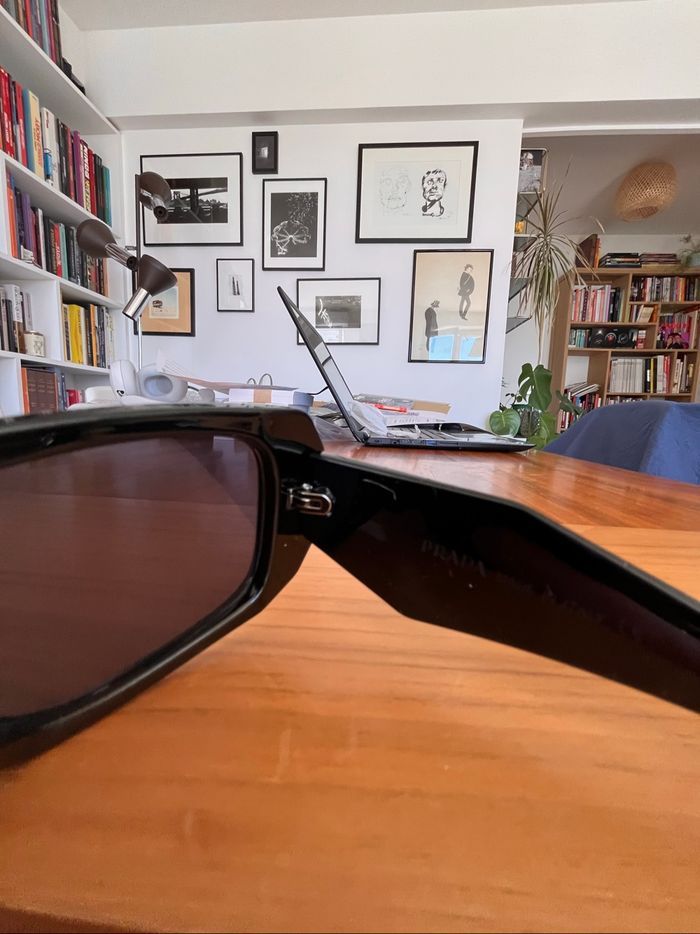 Lunettes de soleil noir Prada - photo numéro 6