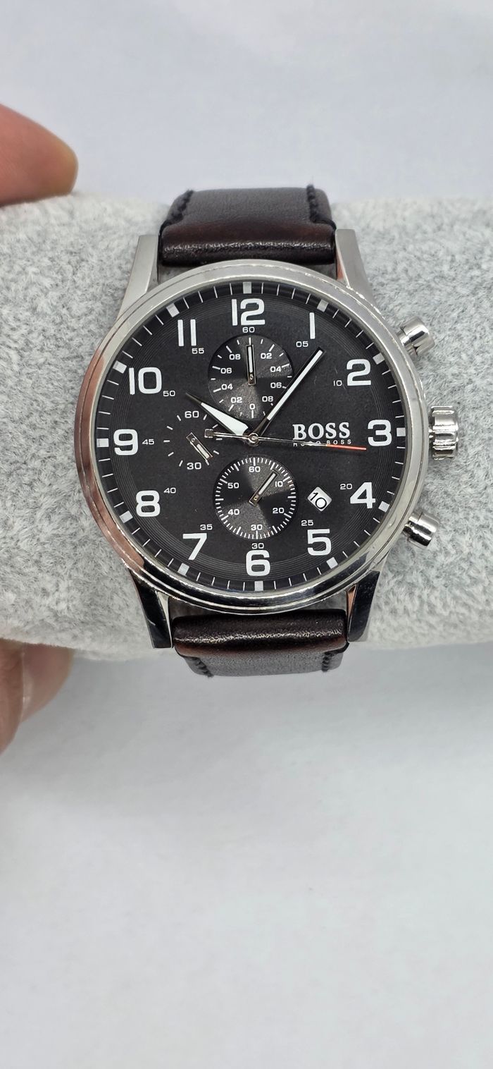 Montre Hugo Boss homme - photo numéro 5
