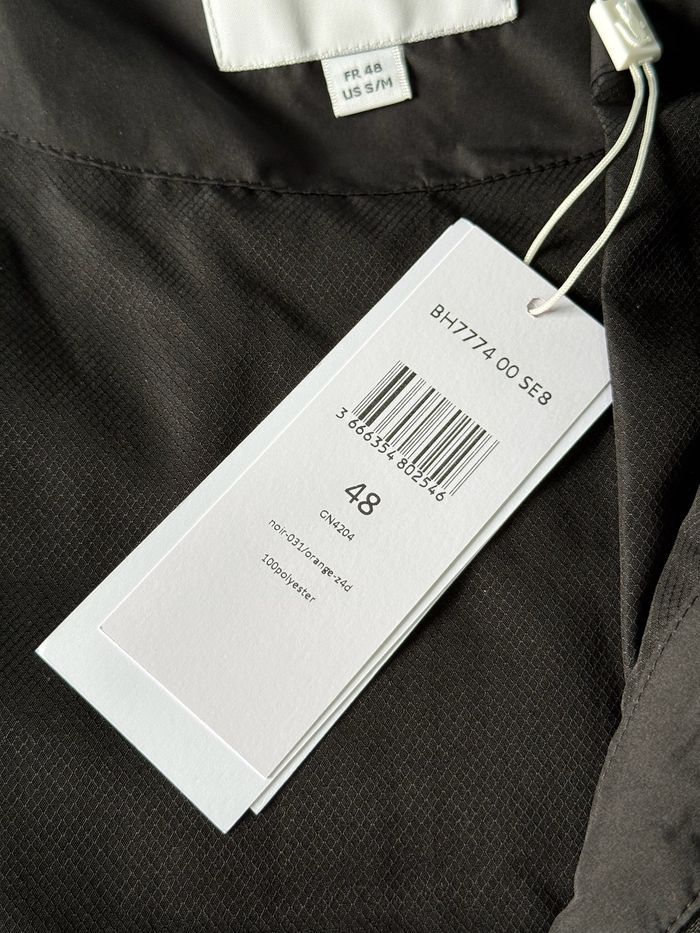 Doudoune Lacoste d'hiver pour homme noir et orange neuve Taille 48 ( S-M ) - photo numéro 10