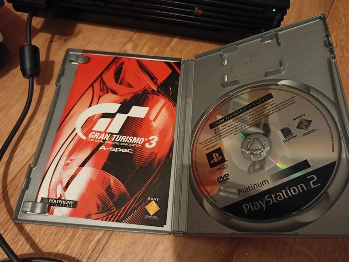 Jeu PS2 gran turismo 3 - photo numéro 2