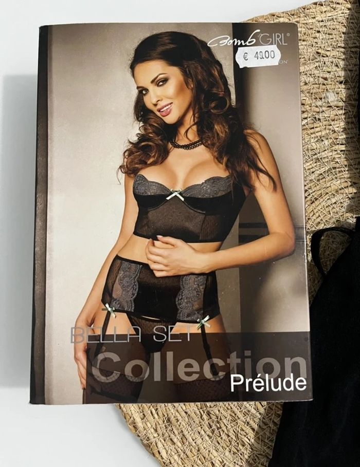 Ensemble sexy lingerie Porte-jarretelles String Bomb girl Taille XXL / XXXL 44/46 - photo numéro 3