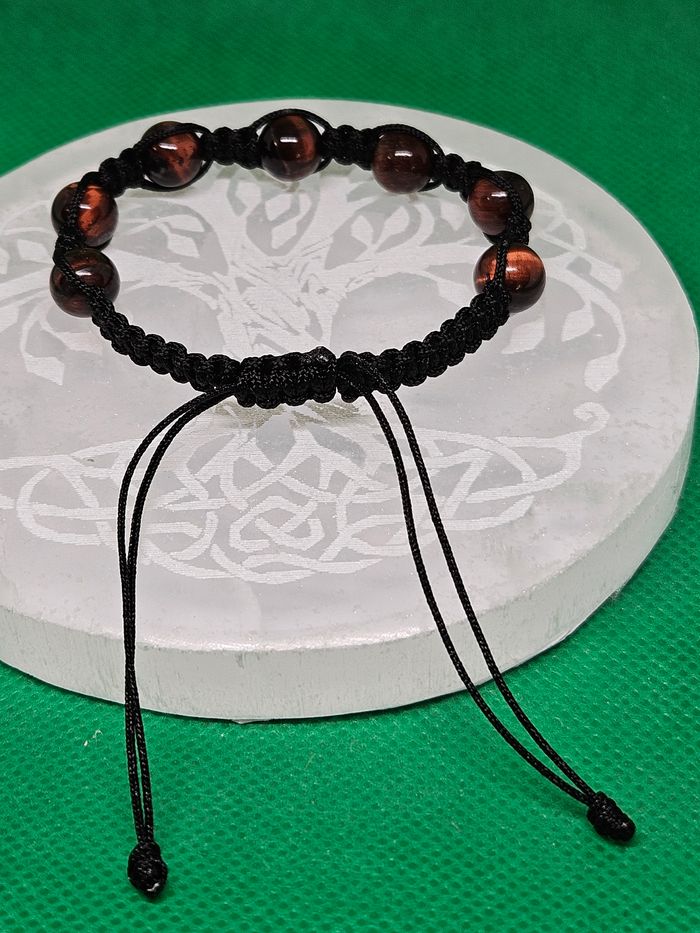 Macramé Bracelet en Oeil de Taureau - photo numéro 4