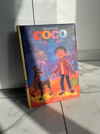 Livre coco pixar