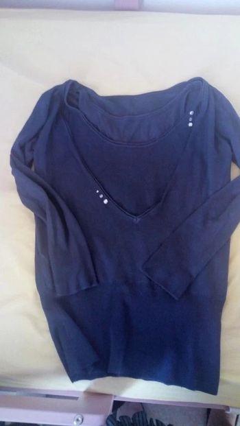 Pull 2 en 1 bleu avec 3 strass