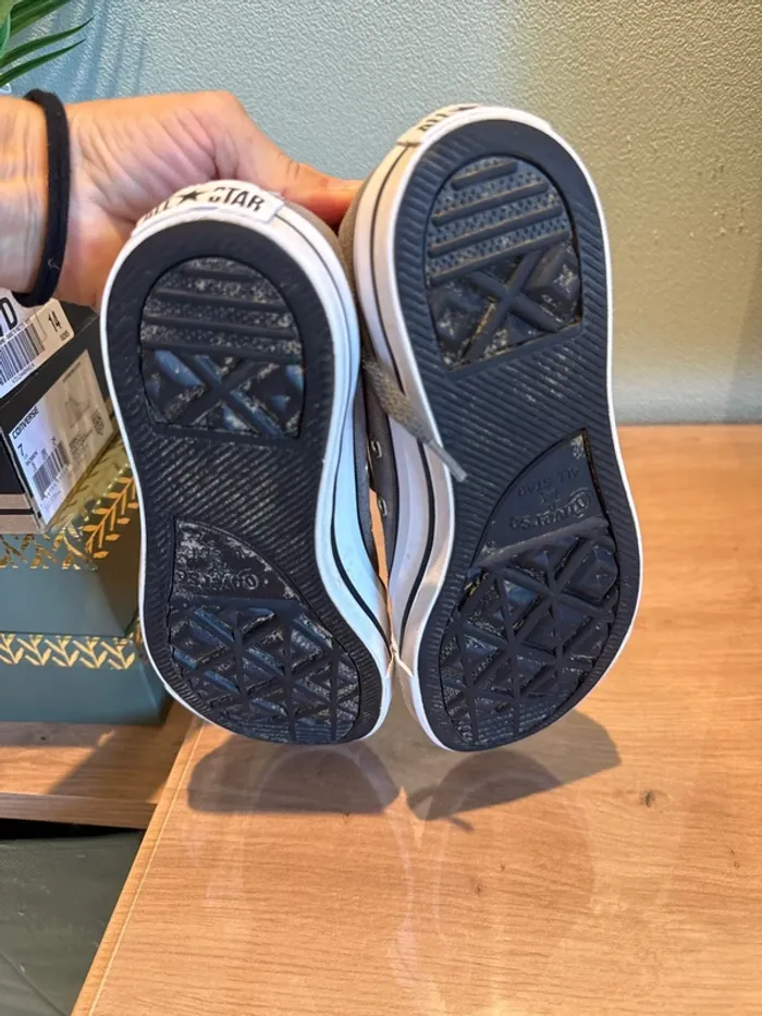 Jolies baskets basses effet craquelé femme - photo numéro 4