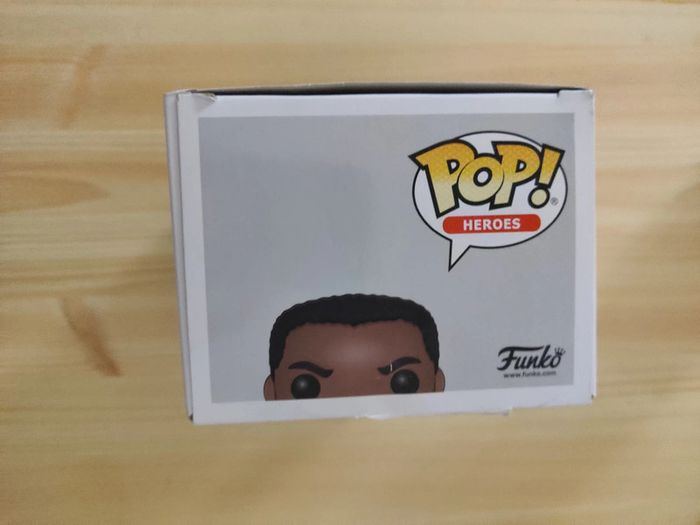 Pop! Aquaman Black manta 249 - photo numéro 5