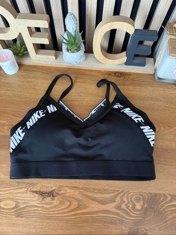 Brassière neuve Nike Noir  Avec coussinets