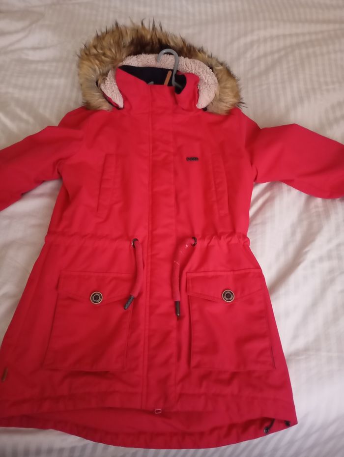 Parka femme marque cnsrd tres bon  état