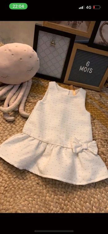 Robe cérémonie 6 mois pas porté