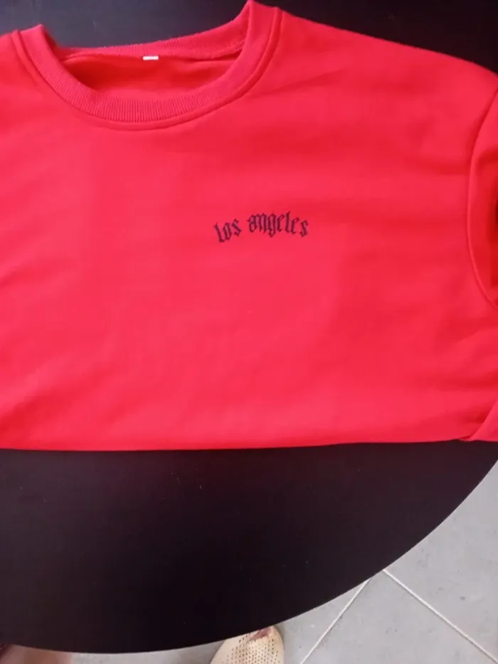Pull fin rouge de chez Los Angeles en Taille M - photo numéro 4