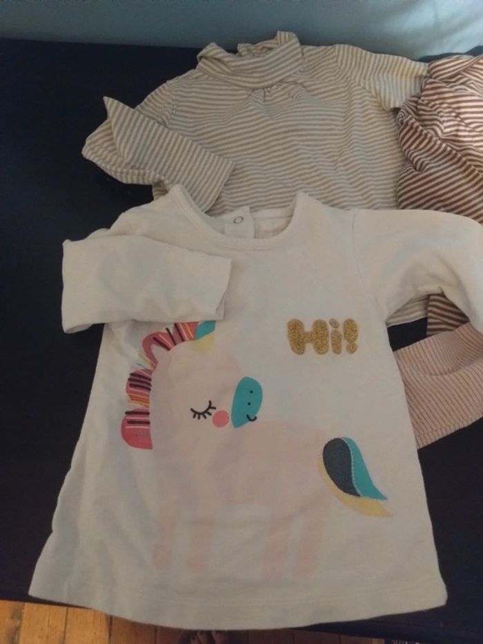 Lot de sous pull col roulé et de t shirt manches longues 2 ans - photo numéro 2