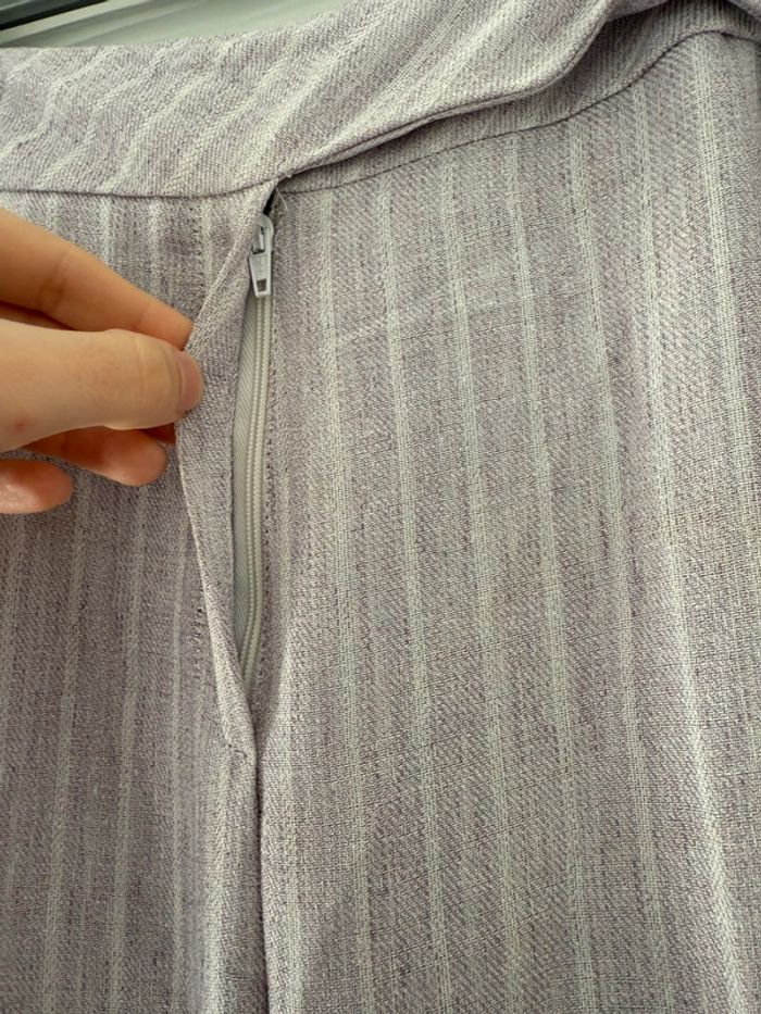 Ensemble veste pantalon tailleur rose et blanc à rayures classe élégant - photo numéro 12