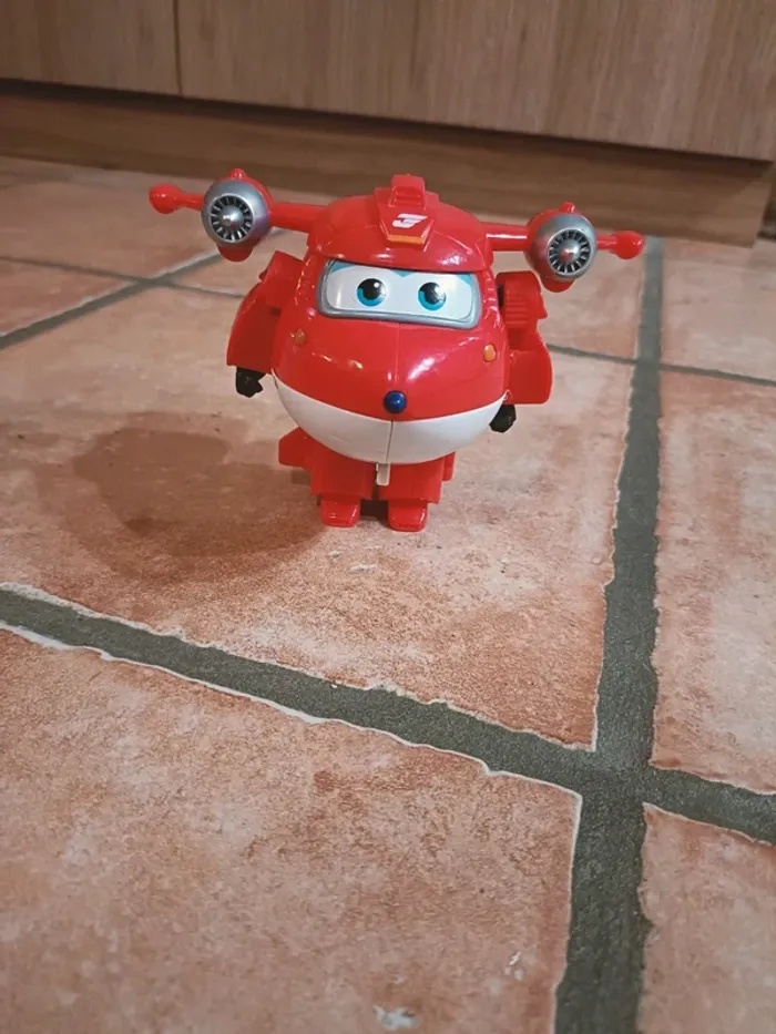 Super Wings figurine transforming Jett 12 cm avec mini jett