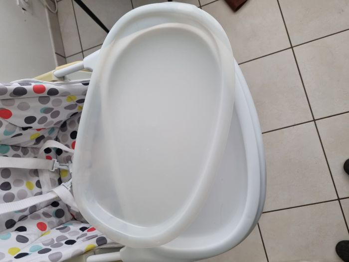 Chaise haute - photo numéro 3