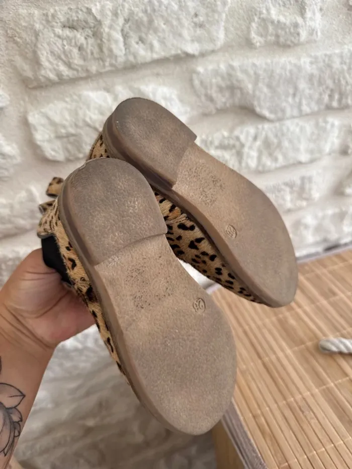 Bottine léopard en cuir Zara Pointure 26 - 4 € - photo numéro 4