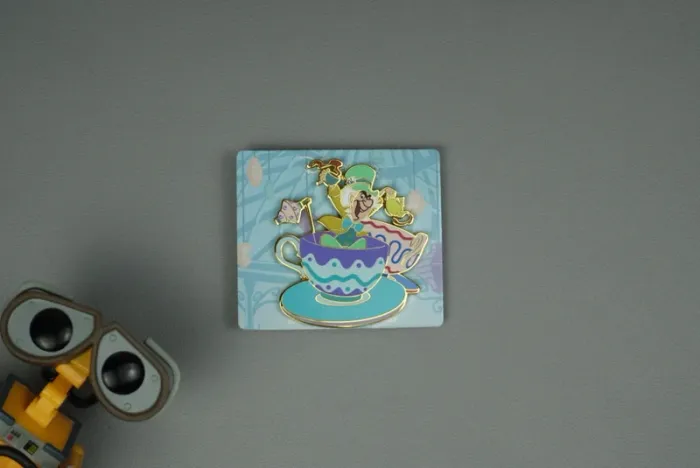 Pin Chapelier - Alice in Wonderland