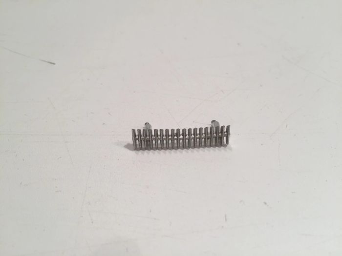 Support capot avant pièce miniature Burago Mercedes 300 SL 1954 1/18 1/18e #A1