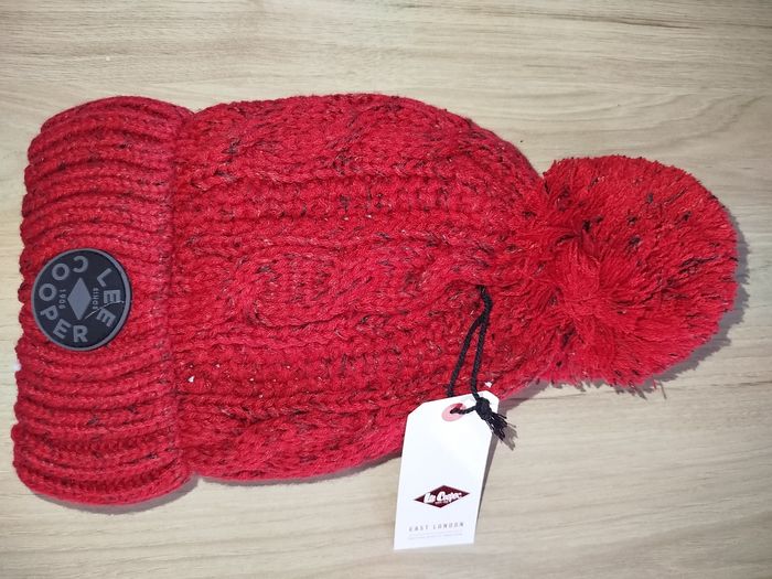 Bonnet avec pompon - photo numéro 6