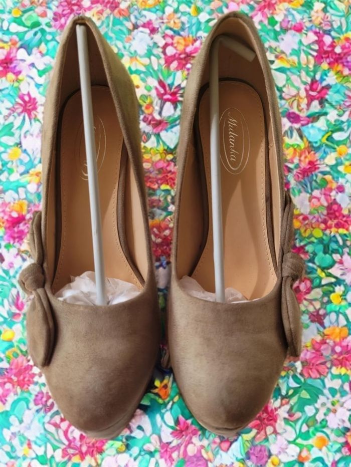 Chaussures à talons - photo numéro 2