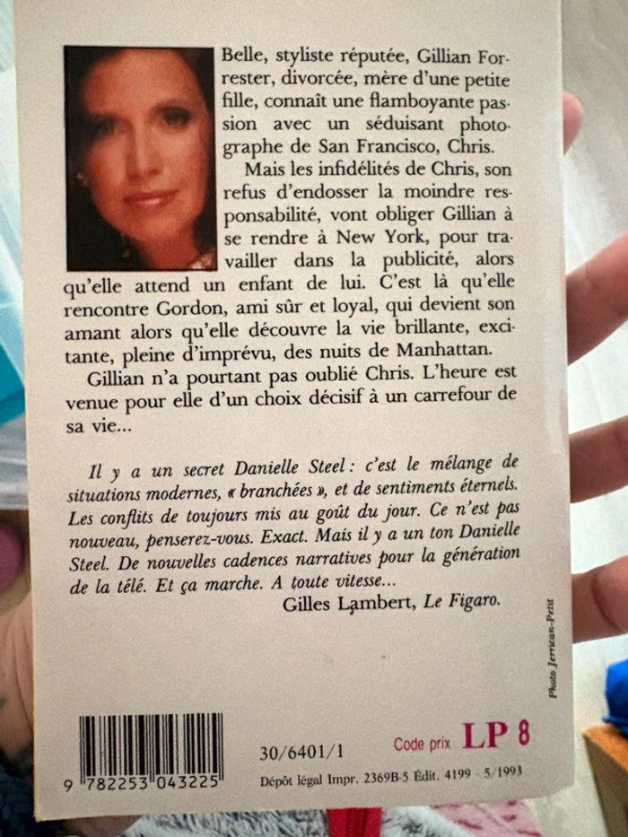 Au nom du cœur - Danielle Steele - photo numéro 2