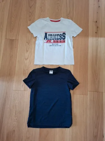 Lot 2 t-shirts 8ans - Très bon état
