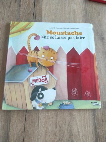 Livre : Moustache ne se laisse pas faire