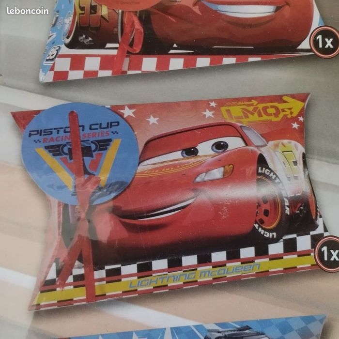 3 pochettes boîtes cadeaux Neuf - photo numéro 4